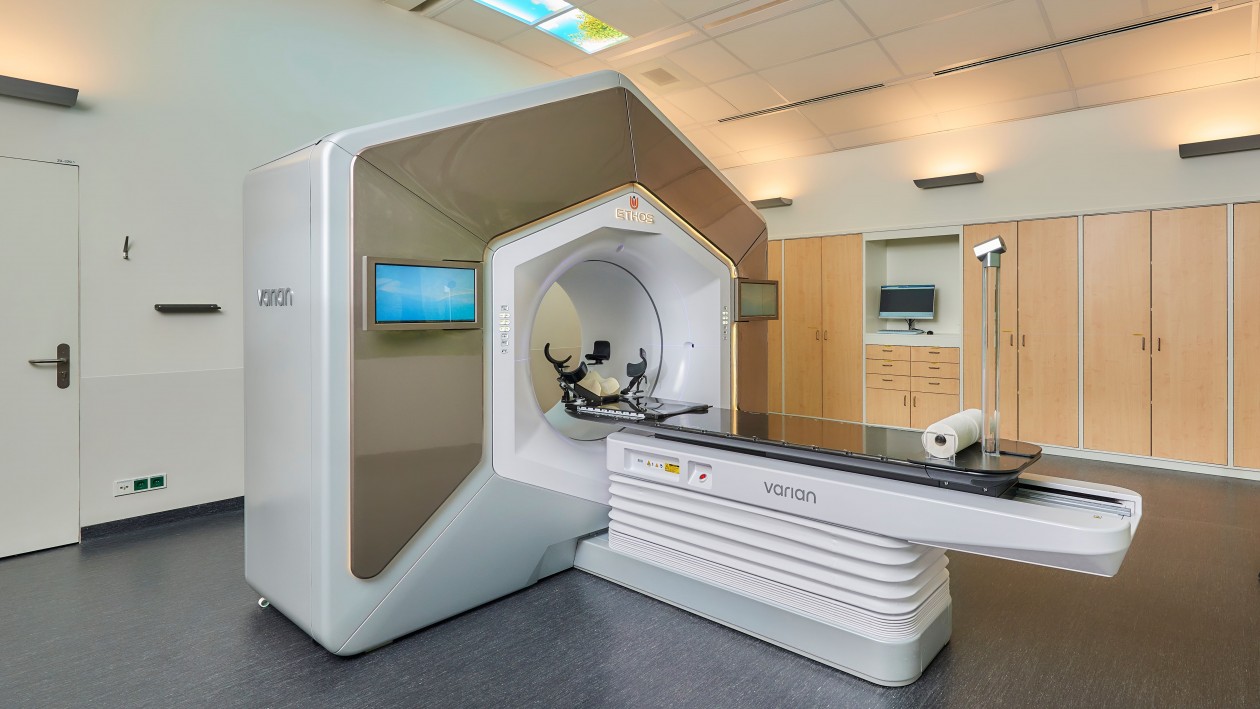 Vooruitstrevende online adaptieve radiotherapie bij bekkentumoren in Amsterdam UMC